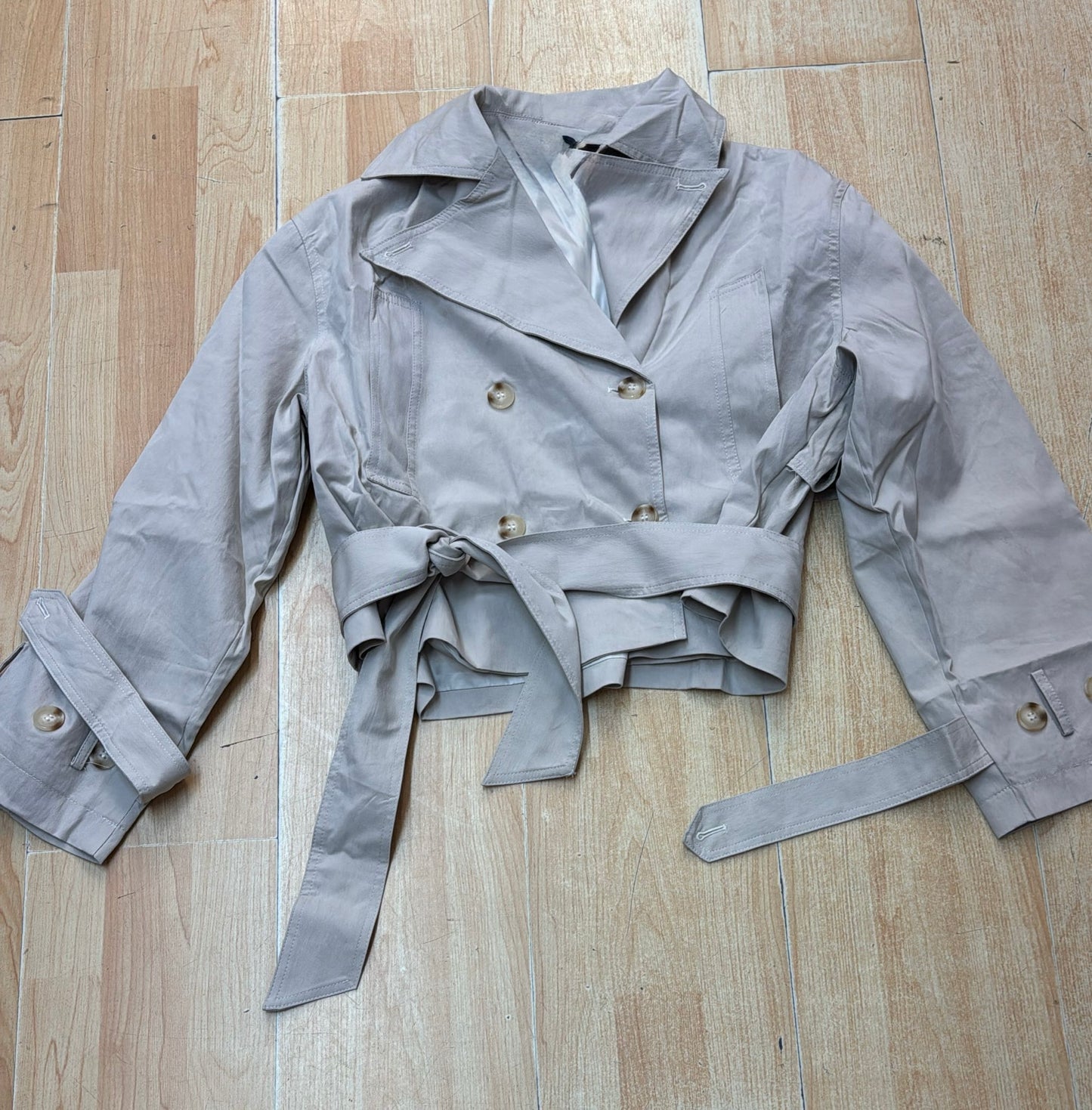 Cropped trench coat