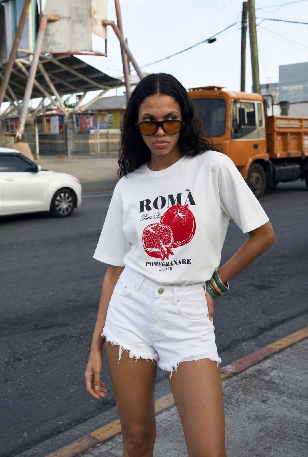 Basic graphic tee